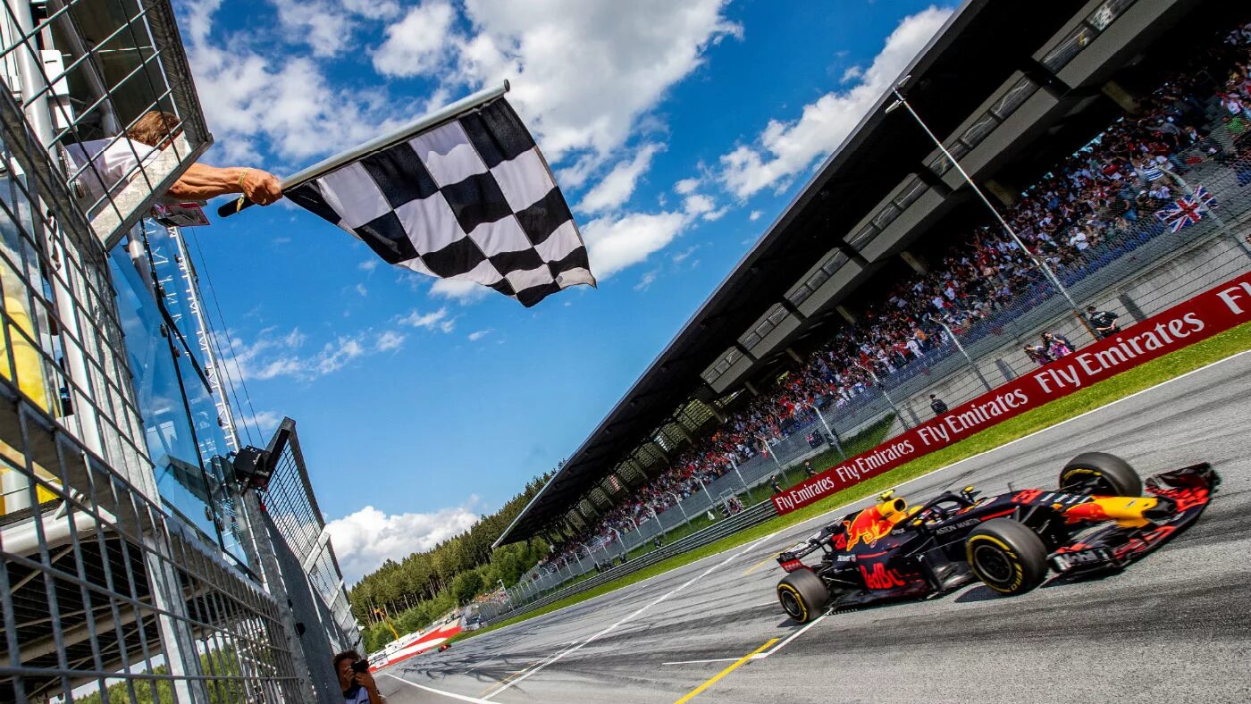 1е старт. Флаг f1. формула 1 финиш. феррари ф1 финиш. старт гонки f1.