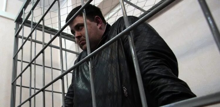 Содержание под арестом. Содержание под арестом