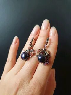 Серьги с черным жемчугом
