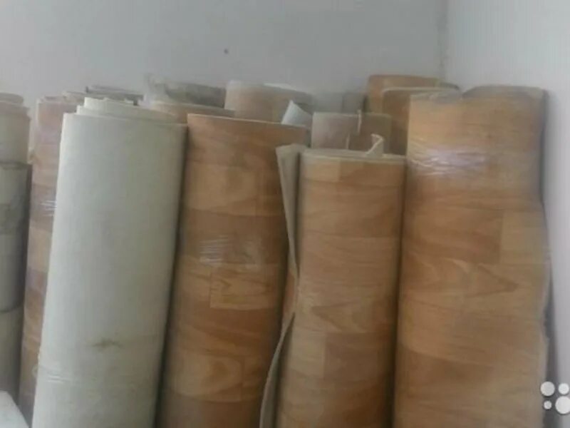 Бэушный линолеум. Линолеум б. Строительные материалы линолеум. Линолеум б у. Линолеум старинный.