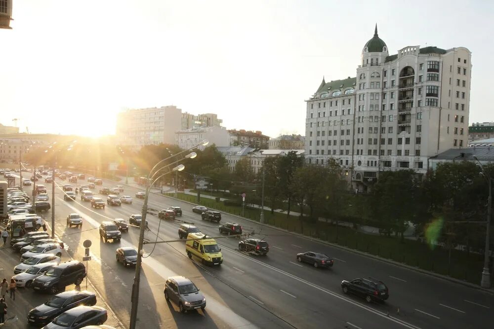 Садовая триумфальная фото. Садово триумфальная 18. москва, садовая-триумфальная улица, 18-20. садово-триумфальный сквер. садовая триумфальная д.18.