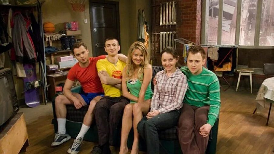 универ старая общага 3 сезон 18 серия. универ старая общага без. универ сериал на тнт. универ старая общага кузя и алла. универ тнт 2008.