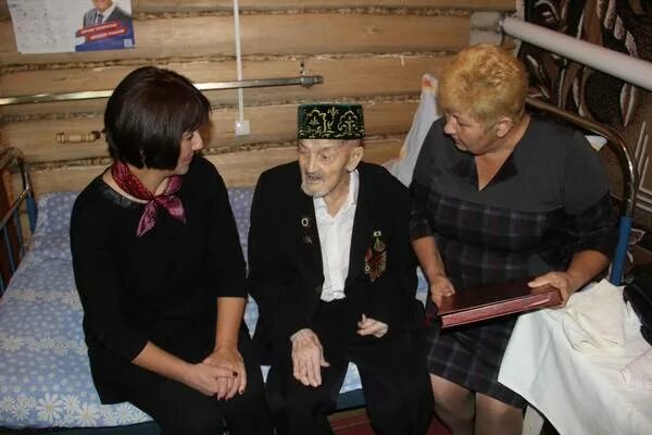 Елхово татарстан. Елхово татарстан. Елхово. Елхово татарстан. Альметьевск деревня елхово расстояние.