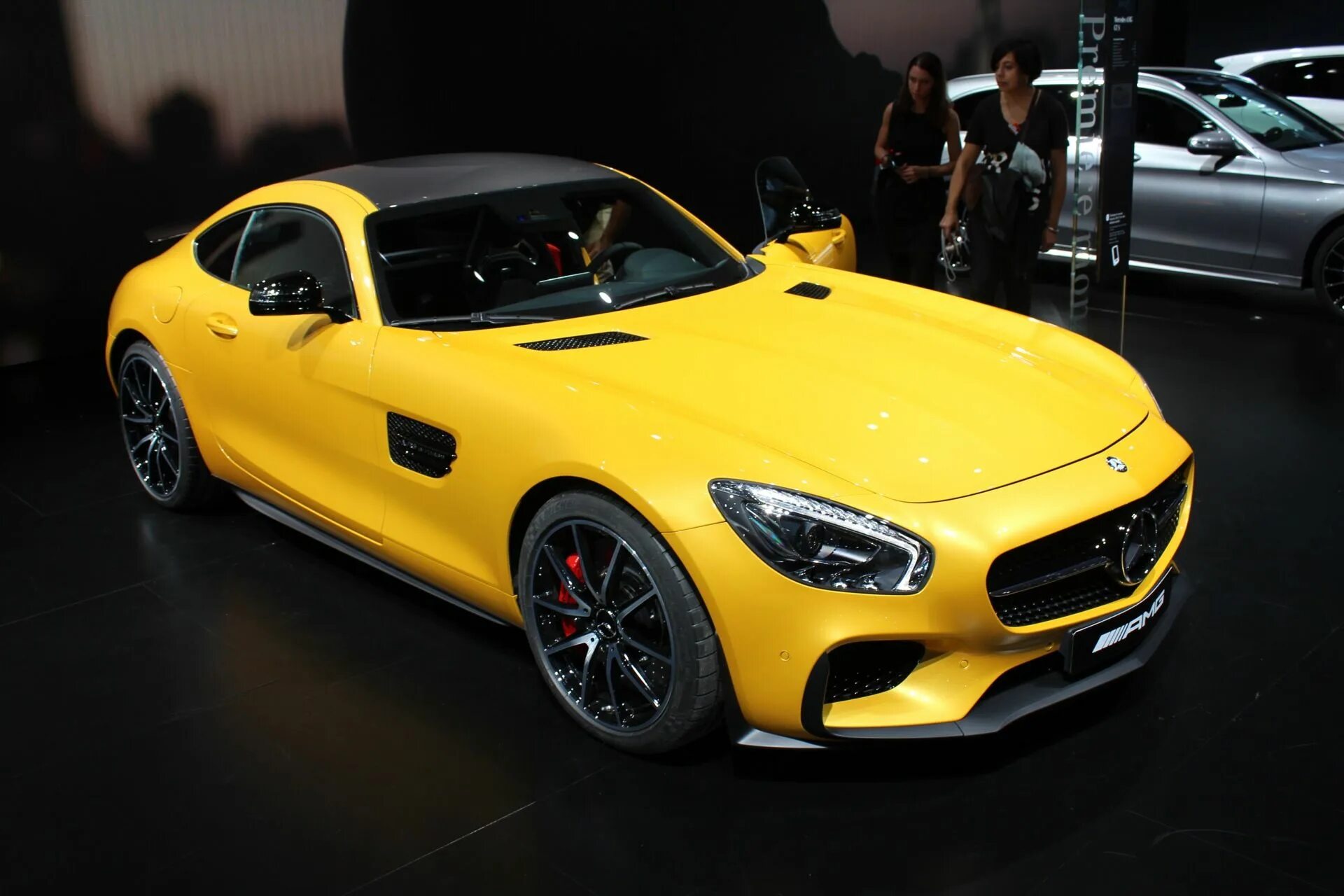 Купить amg gt. Мерседес Бенц АМГ ГТ. Мерседес АМГ ГТ 2016. Mercedes AMG gt 2016. Мерседес Бенц AMG gt 2016.