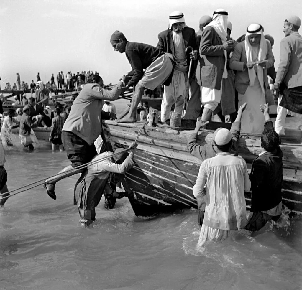 Накба Палестина. Еврейские беженцы в Палестине на корабле. Палестина 1948. Al during