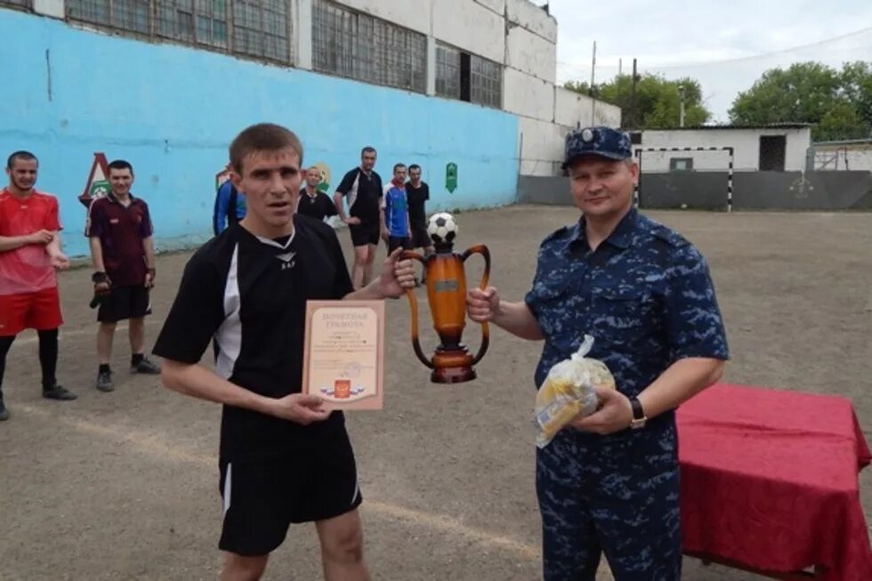 Фку ик-17 уфсин россии по саратовской области. Фку ик 4 саратовская область. Ик пугачев саратовская область. Тюрьма в пугачеве саратовской области. Режима.