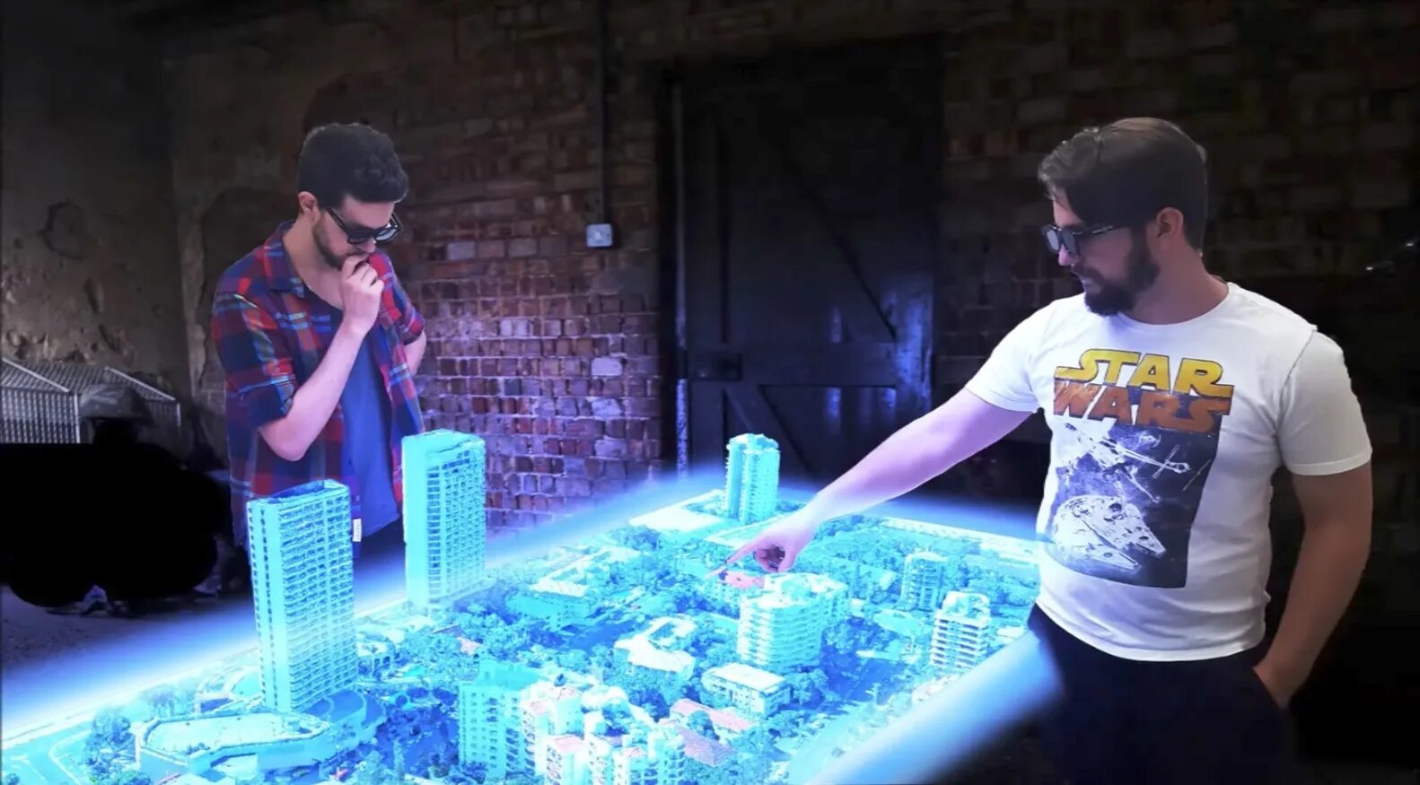 Студенты создали компьютерный проектор. Голографического проектора max3d-z7. голографический стол nettlebox (65 дюймов). современные голограммы. трехмерные голограммы.