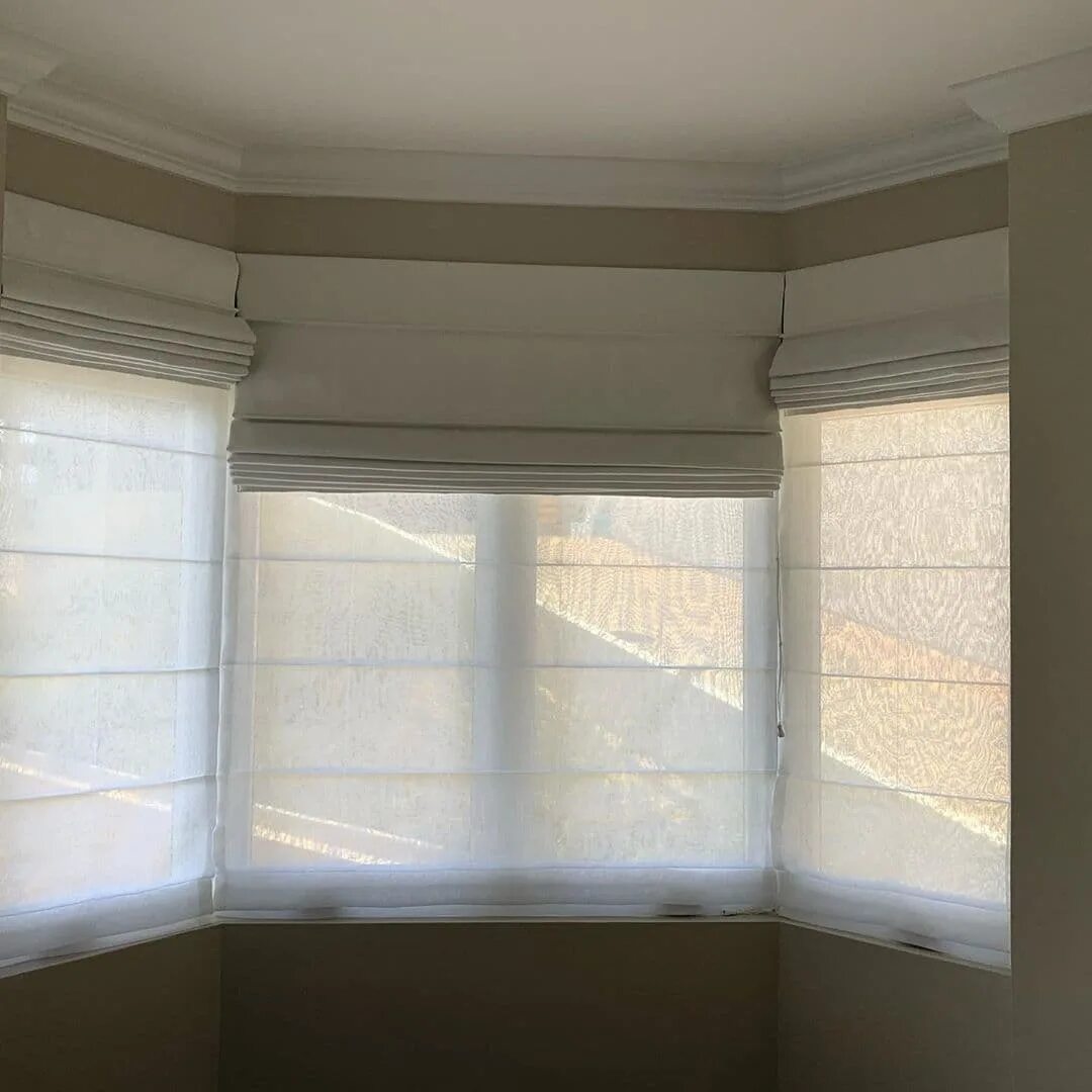 Relaxed Roman Fabric Shades - 17986, Solar Roller Shade - 17281, 22" Tailored Sq