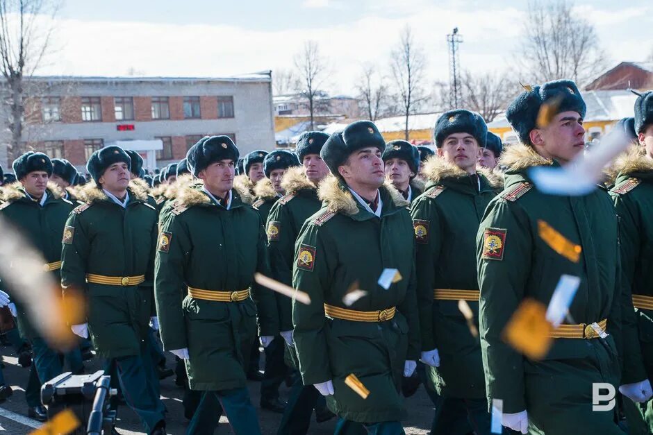 Танковое училище в россии. Казарма Казанского танкового училища. Казанское танковое военное училище офицеров. Казанское высшее военное командное училище.