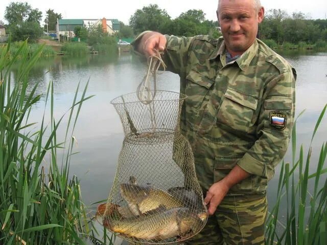 Ледово платная рыбалка. Платная рыбалка. Пруд Дубки Саратов рыбалка. Платная рыбалка у барады. Рыбалка в Магнитогорске.