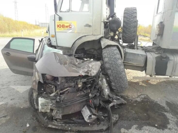 Дтп на трассе тюмень ханты мансийск. Авария тюмень ханты мансийск. Дтп тюмень ханты сегодня. Авария ханты- мансийск уват. Ханты мансийск тюмень трасса авария.