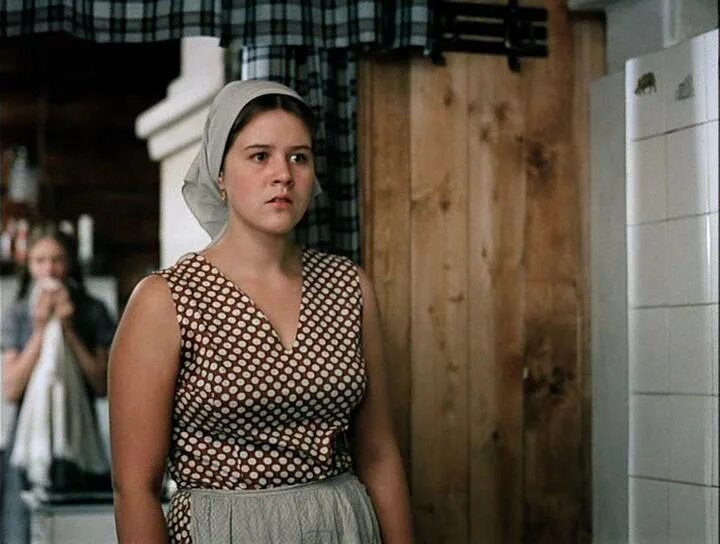 любовь и голуби людка актриса. люда из любовь и голуби. наталья тенякова янина лисовская. люда из любовь и голуби. голуби.