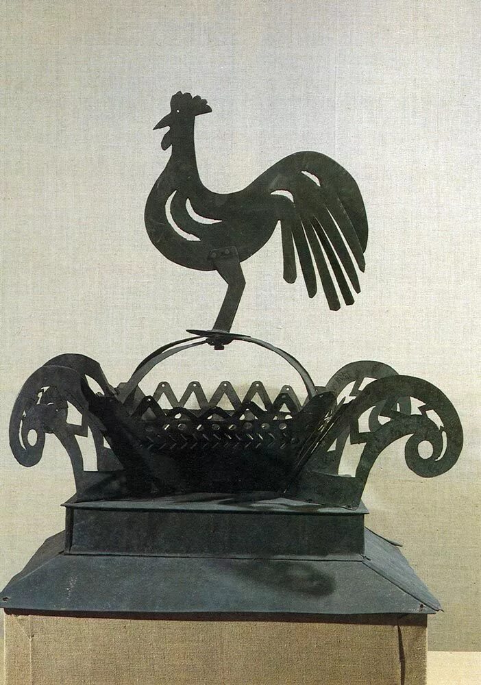 Изготовление изделий в технике просечного металла. Просечное железо Великий Устюг. Просечное железо дымник. Дымник 19 век. Искусство кованого железа Великий Устюг.