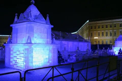 Болотного цвета ледяном дворце