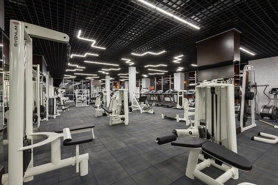 Повер джим. Джим казань. Tasma gym казань. Фитнес клуб альфа ленинский. Джим казань.