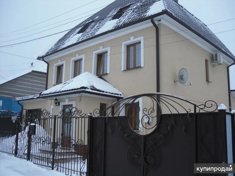 Двухэтажный дом Курск. Частный дом в Курске. Дом Курск центр города. Самый дорогой дом в Курске.