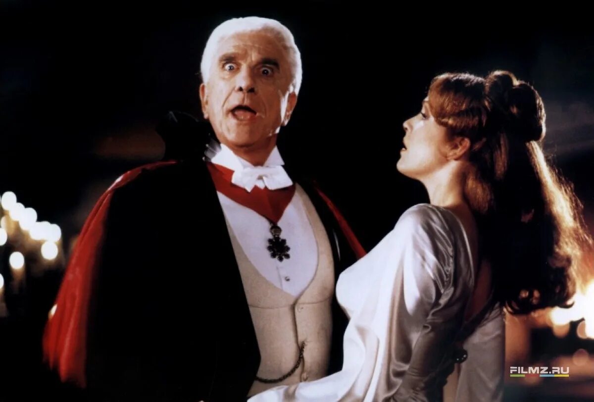 Президент линкольн: охотник на вампиров фильм 2012. Билл найи виктор вампир. Фильм вампиры 1935г. Про вампиров старые. Кристофер ли дракула.