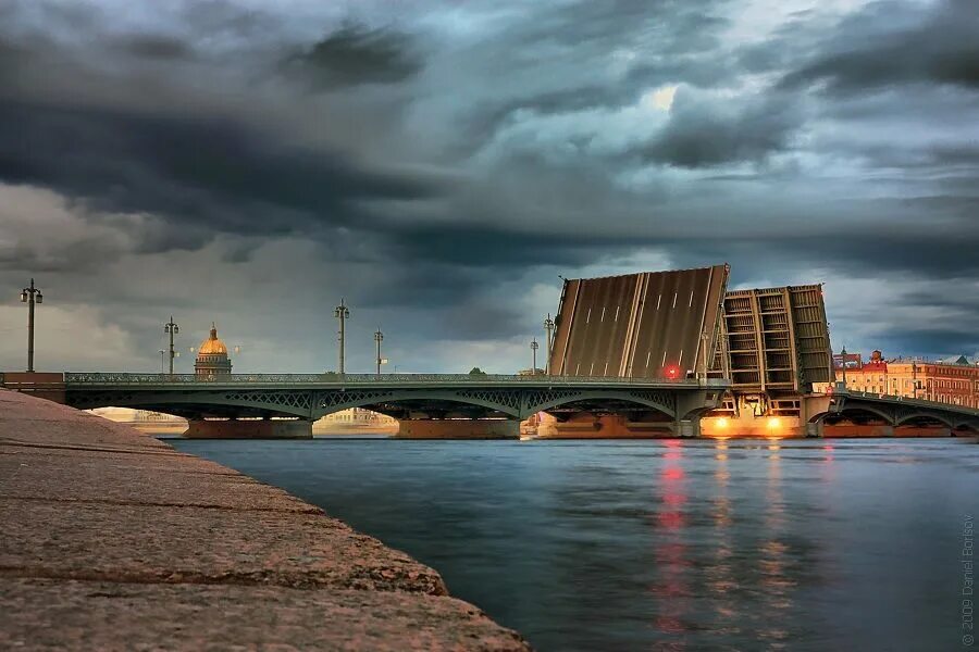 период белых ночей в санкт-петербурге. белые ночи санкт-петербург. белые ночи санкт-петербург. набережная петропавловской крепости. лето питер белые ночи.