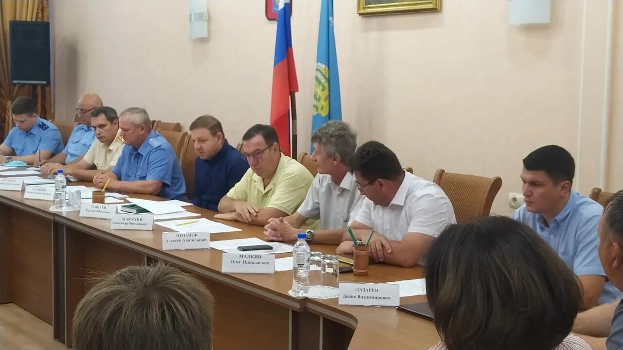 Астраханский губернатор. Минсельхоз астрахань. Сотрудники астрахань агро. Астраханский губернатор. Астрахань министр сельского хозяйства.