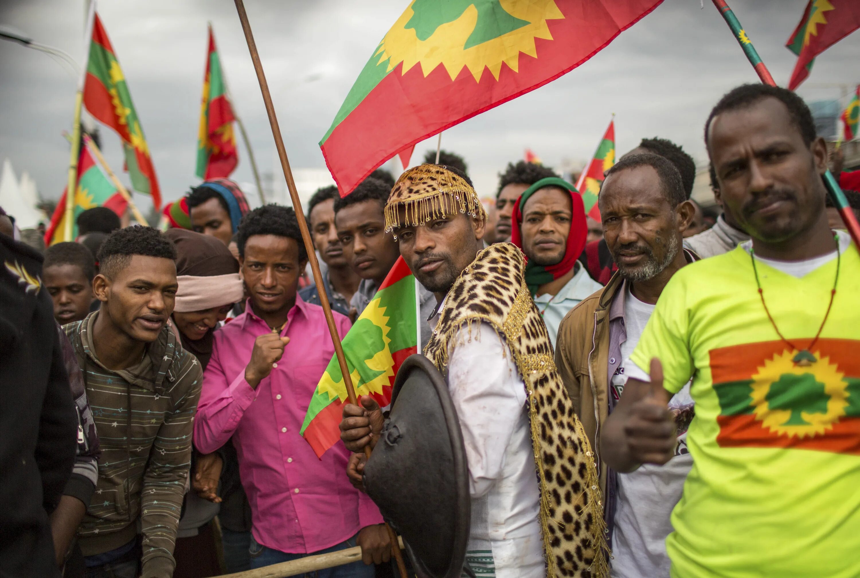 Аддис Абеба люди. Оромо Эфиопия. ЮАР люди. Южная Африка люди. Юар что произошло