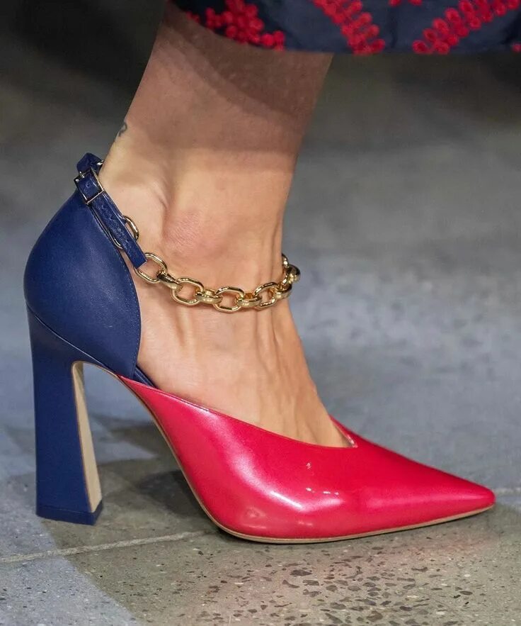 Какие туфли сейчас в моде фото Scarpe autunno inverno 2021 2022: i modelli di tendenza Vogue Italia