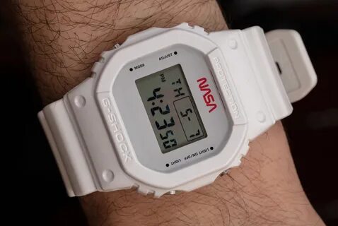 5600 часов