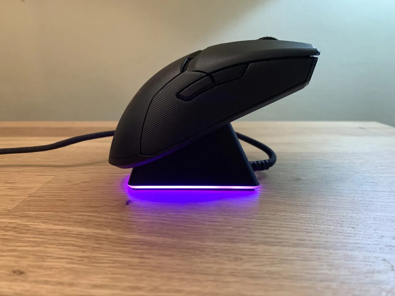 Игровая мышь Razer Viper Ultimate. Razer Viper Ultimate Wireless. Razer Viper Ultimate & Mouse Dock. Док станция Razer Viper Ultimate. Мышь razer viper беспроводная