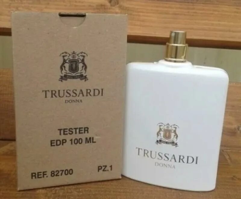 Trussardi donna (l) 100ml edp. Труссарди ваниль духи. Труссарди духи женские набор. Труссарди донна 100мл. Духи труссарди донна белые.