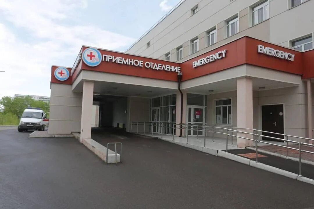 Бсмп 2 номер. Бсмп красноярск. гребенников бсмп. отделение скорой помощи краевая больница красноярск.