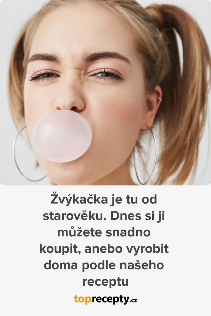 Обманула на жвачку а ей даже 15. Девочка жует жвачку. зубы из жвачки девушка. девушка с макияжем жует жвачку. девочка жуёт с набтым ртом.