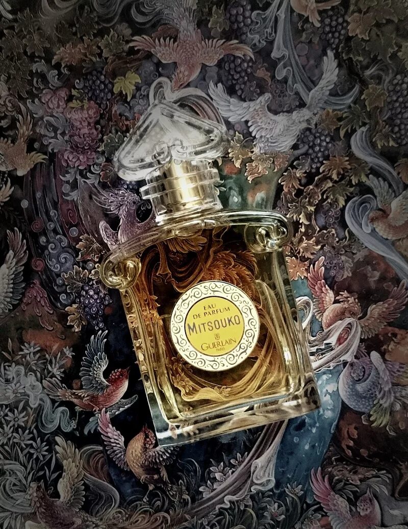 аромат клайв кристиан женские. Roberto cavalli uomo edt 40ml. Vince camuto vince camuto for women 50 мл. гуерлайн париж духи. герлен духи 2021.