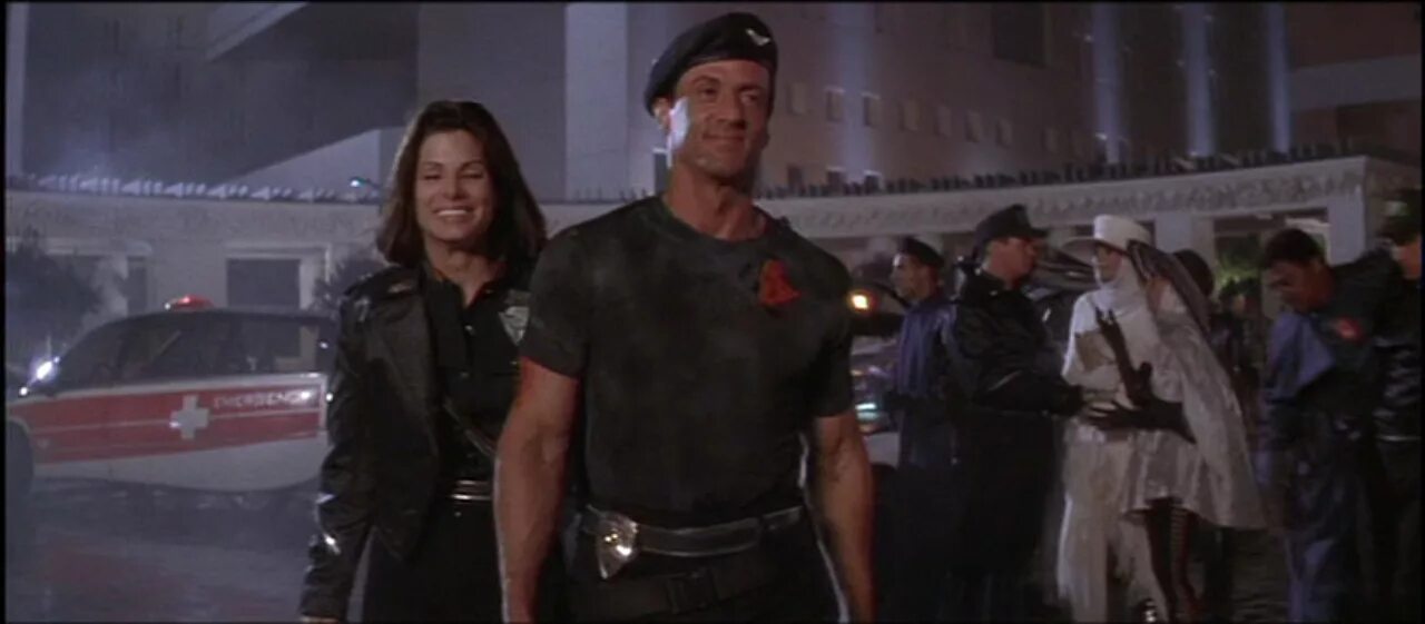 Разрушитель в качестве. Разрушитель в качестве. Уэсли снайпс разрушитель. Разрушитель в качестве. Вестли мнацпс разрушитель.