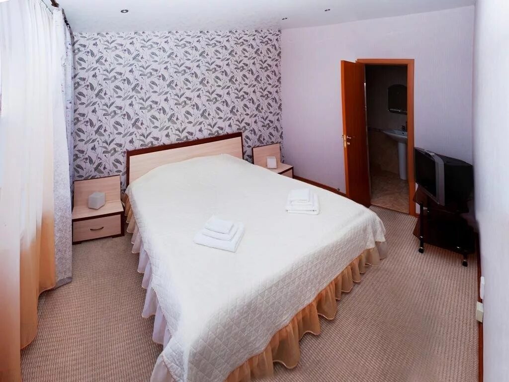 Санаторий медикал барнаул. Лагерь медикал эстейт. Медикал эстейт барнаул. Клиника медикал эстейт. Медикал эстейт барнаул.