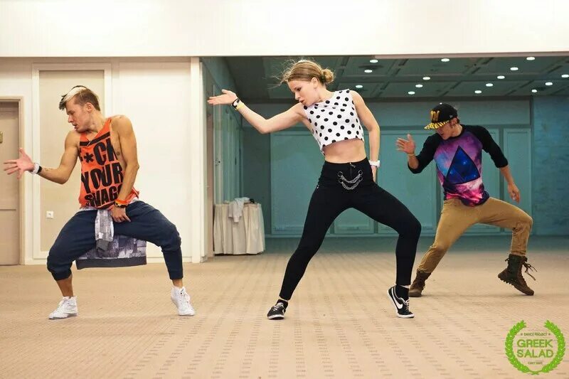 Кевин майер джаз-фанк. Движения фанки. Дэнсхолл стиль танца. Движения фанки. Джаз фанк танцы красноярск.