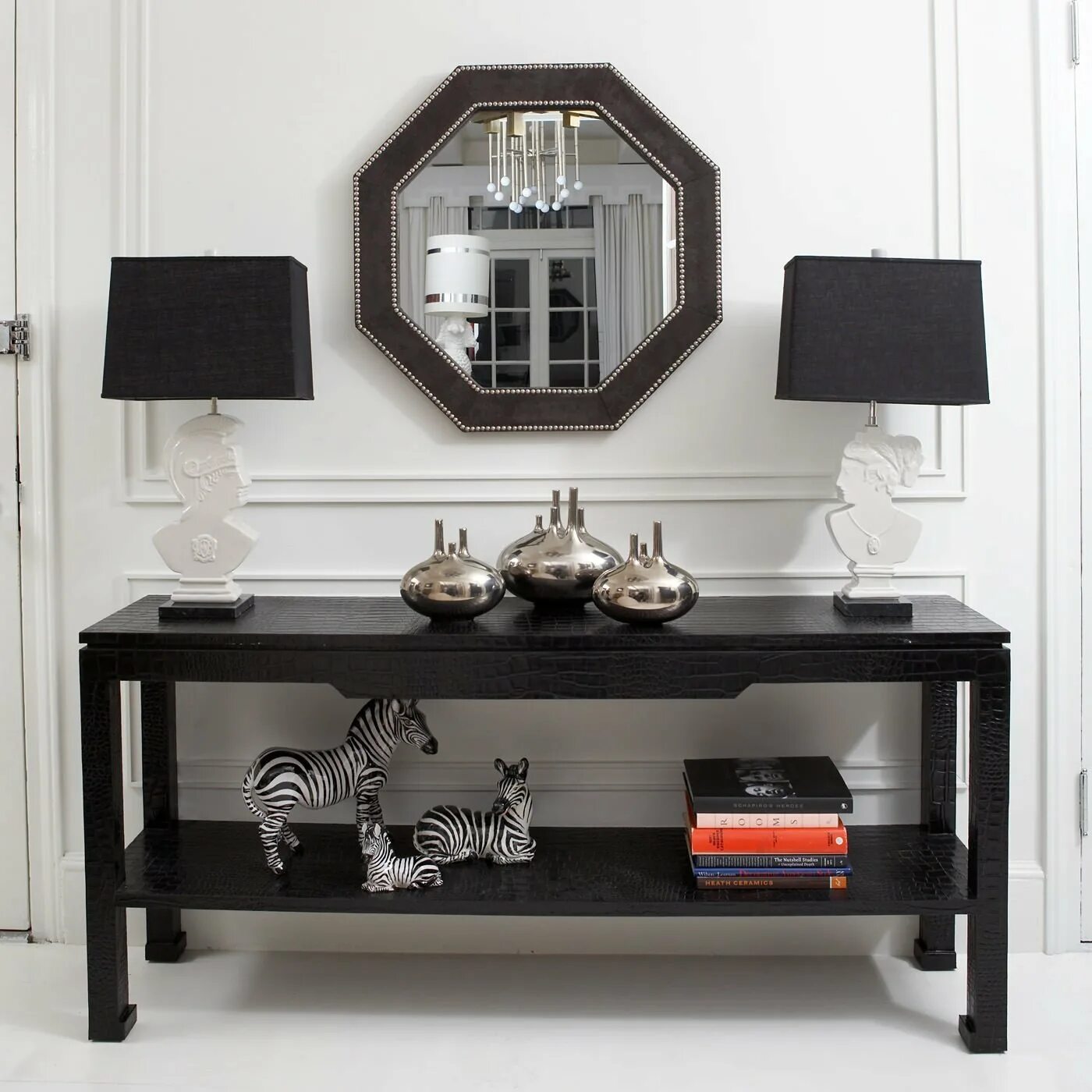 Консоль современную гостиную. Консольный стол икеа 130x45x74. jonathan adler консоль. консоль eichholtz 109524 ungaro. консоль neoclassic console table.