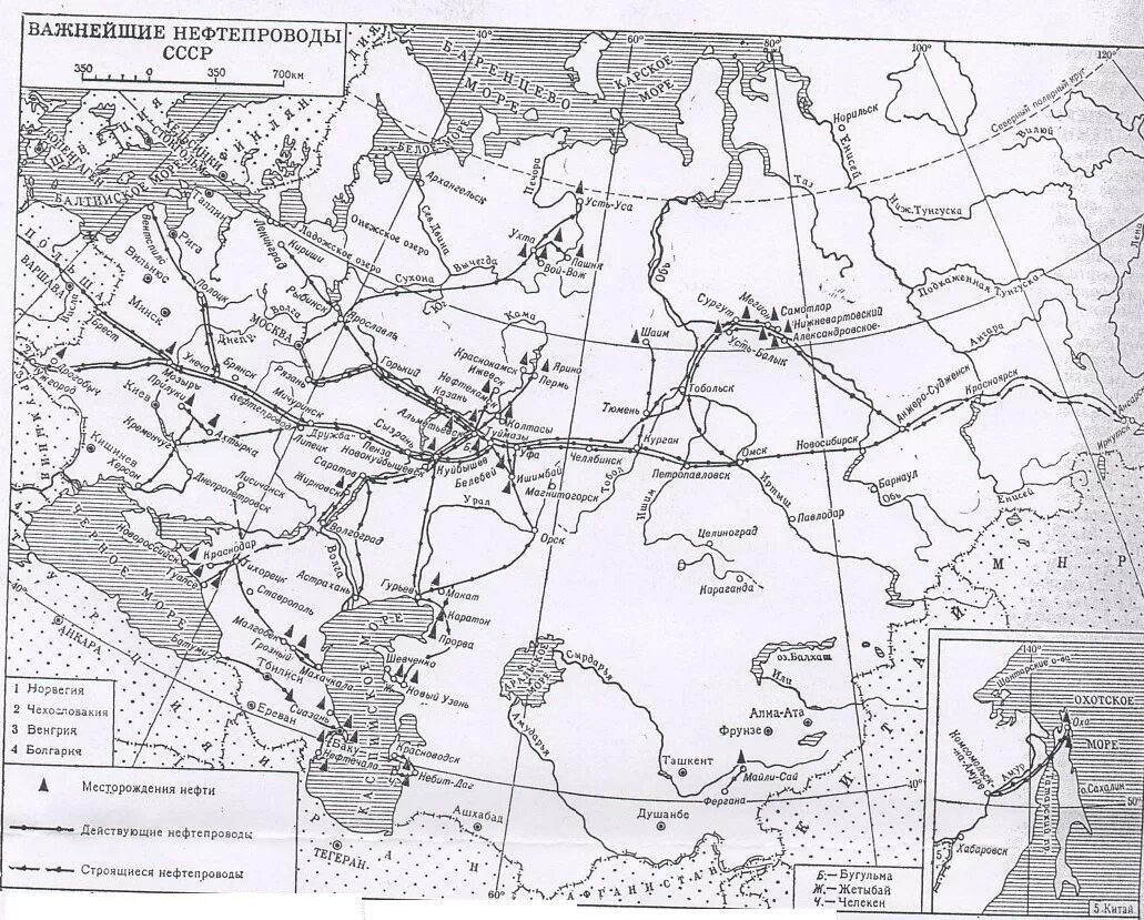 Карта нефтепроводов россии. Добыча нефти в СССР карта. Основные нефтепроводы России на контурной карте. Нефтепроводы России на карте. Карта нефтяных месторождений СССР.