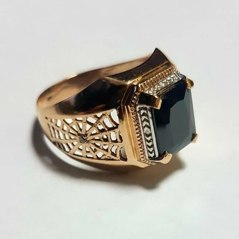 кольцо перстень. золотые печатки мужские 583 пробы. золотая печатка e638. мужская печатка золото авито. мужское кольцо.