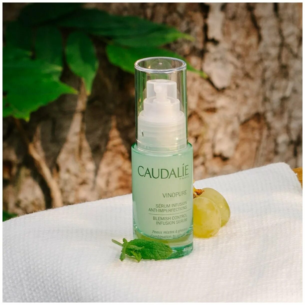 Сыворотка для сужения пор 21 тиам. Caudalie black serum. Caudalie vine active. Caudalie сыворотка. Caudalie paris сыворотка.