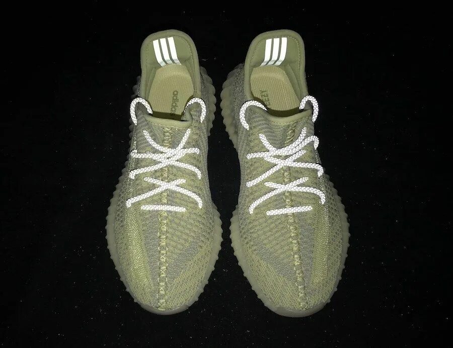 Шнуровка изи. Шнуровка adidas Yeezy Boost 350. Adidas Yeezy Antlia. Adidas Yeezy Boost 350 v2 шнуровка. Adidas Yeezy 350 шнуровка.