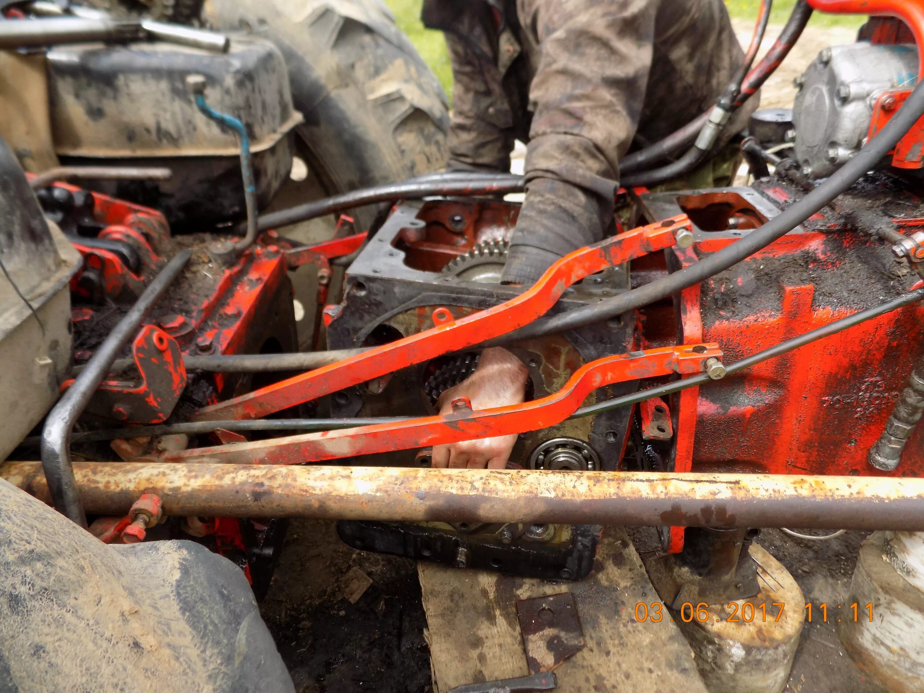 Мтз 82 переделки. Переделка мтз 50 на мтз 80. Тюнинг мтз 80 с большой кабиной. Капремонт кабины мтз 80. Трактор мтз 80 с малой кабиной.