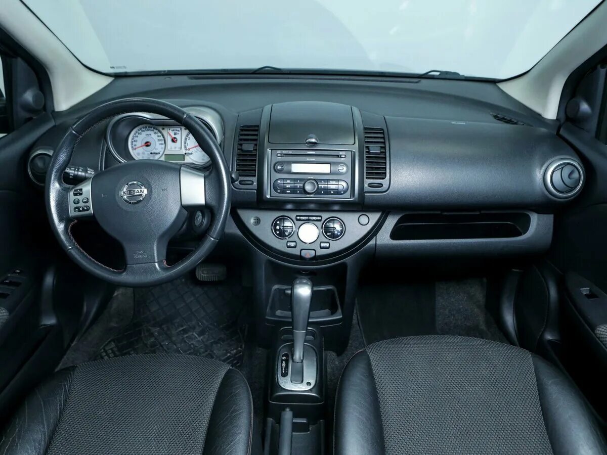 Ниссан ноут 1.6 автомат. Nissan Note 2008 салон. Ниссан ноут 2007 салон. Nissan Note 2007. Nissan note салон