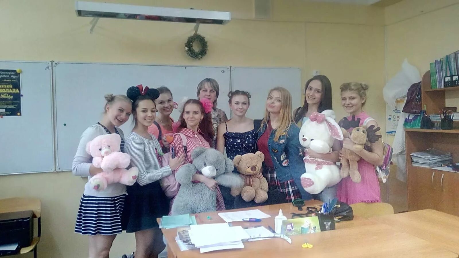 День детства идеи. День детства идеи. День детства в 11 классе. День детства идеи. Идеи на день детства в 11 классе для мальчиков.