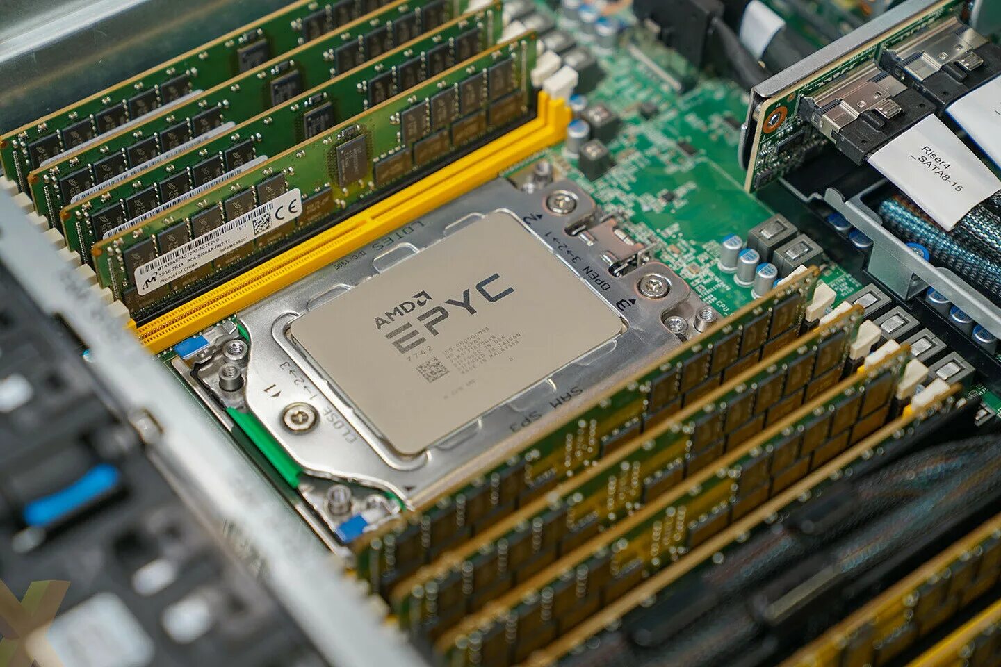 Процессор AMD EPYC 7742. Серверные процессоры - AMD EPYC. Процессор AMD EPYC 7402p. Процессор AMD EPYC 7401p, OEM. Amd server