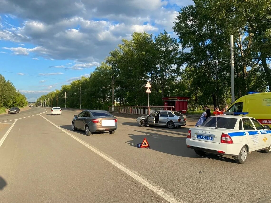 Новости про нижнекамск. Авария в Нижнекамске вчера.