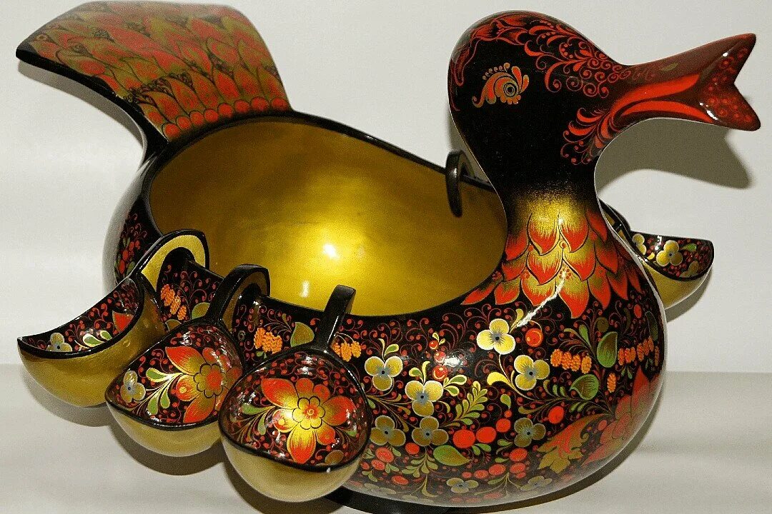 Роспись изделия хохломы. Липецкая фабрика хохломская роспись. липецкая роспись народный промысел. фабрика липецкие узоры. липецкая хохломская роспись.