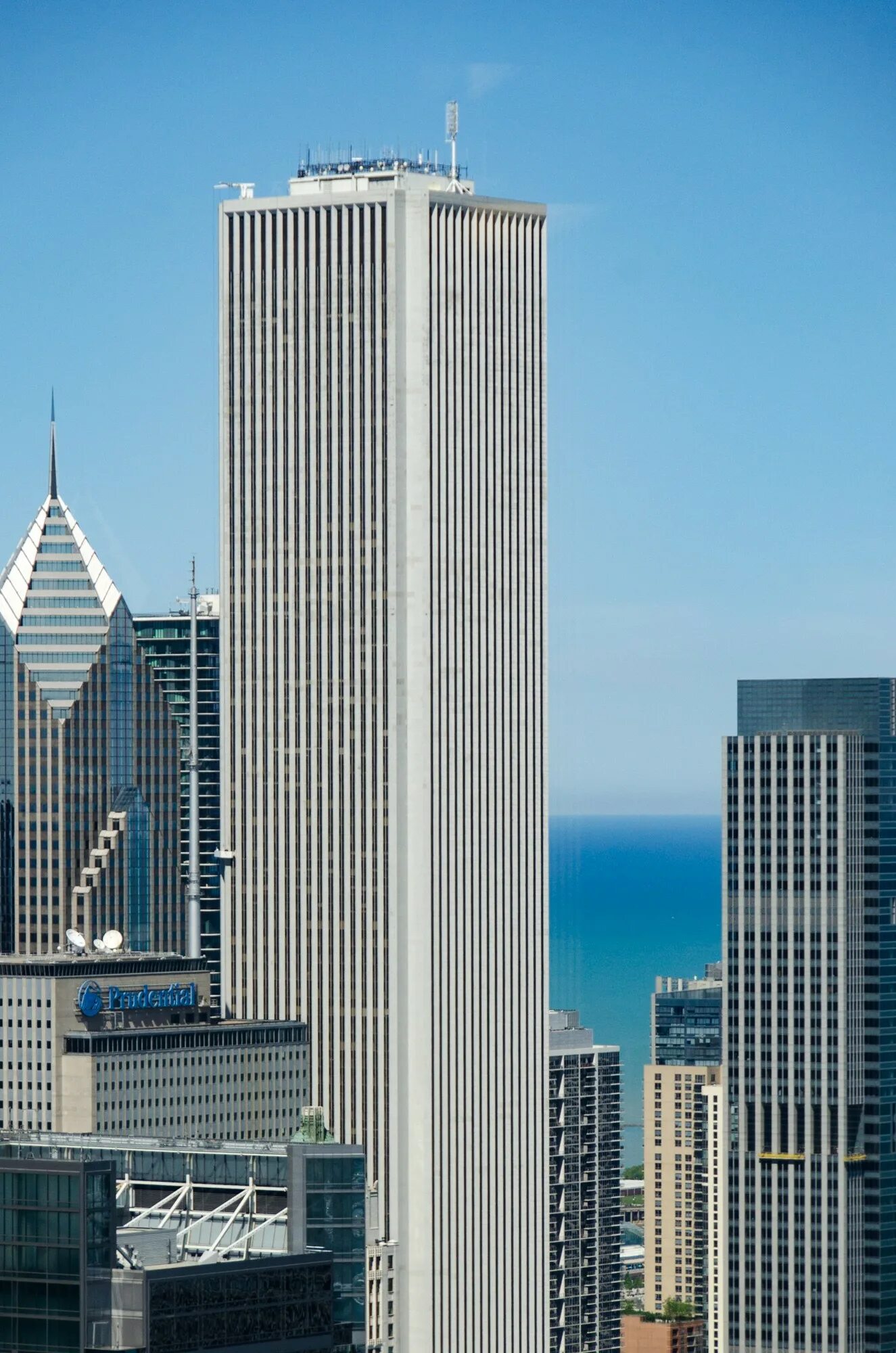 Аон-центр. Чикаго aon center. Аон центр чикаго. «аон центр», сша, чикаго. Чикаго aon center.