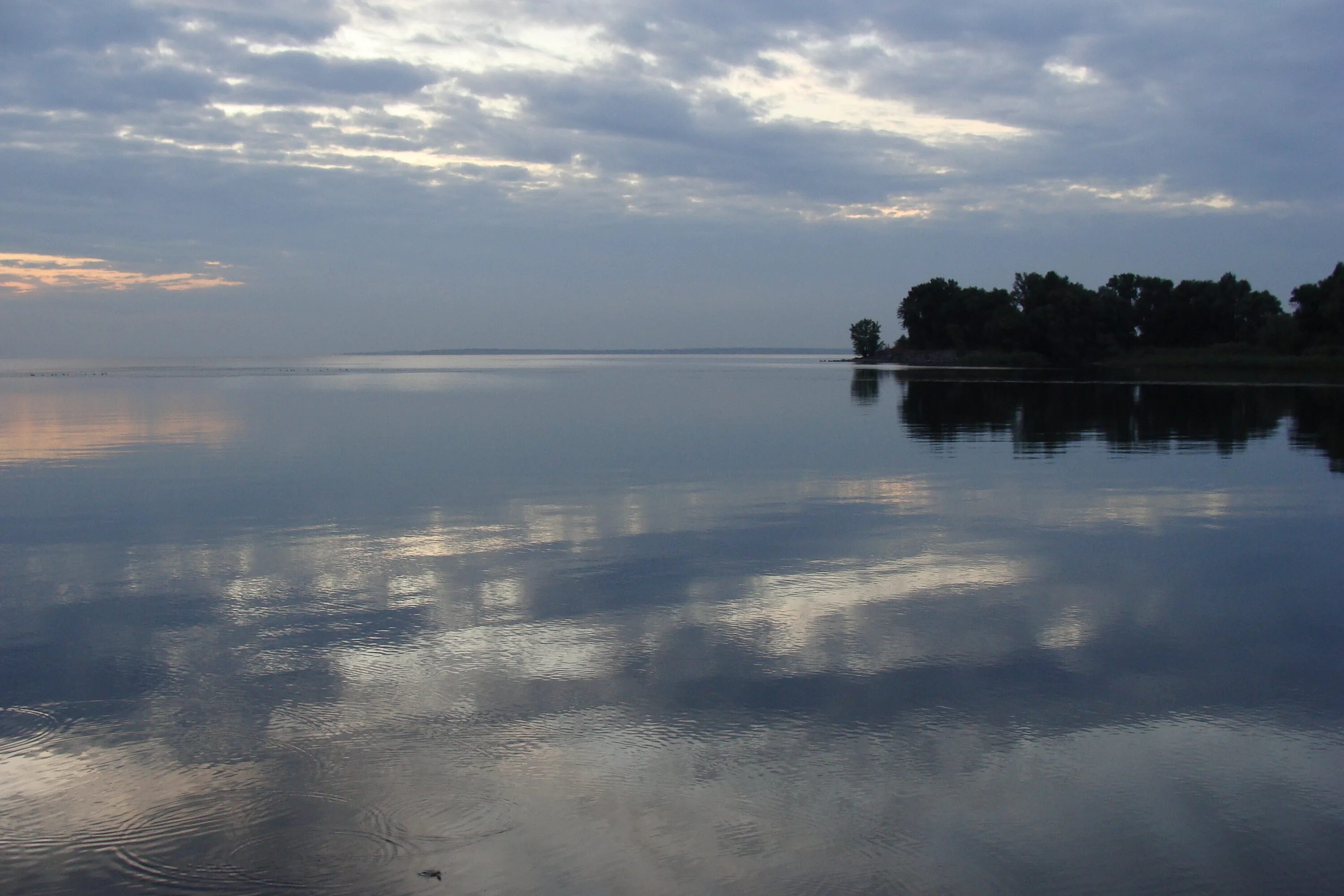 Каховское водохранилище Каменка-Днепровская. Каховское вдхр дамба. Каховское водохранилище Никополь. Каменка-Днепровская Запорожская водохранилище. Днепровское водохранилище