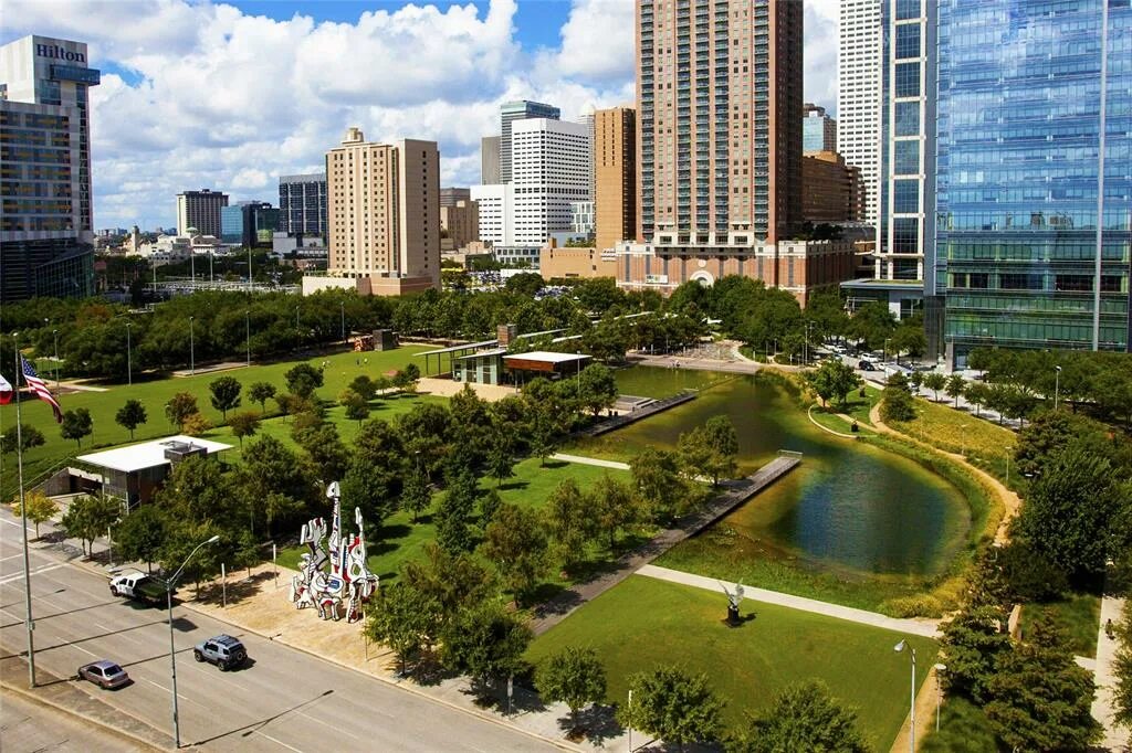 Public area. Хьюстон Техас парк. Мемориальный парк в Хьюстоне. Парк Discovery Green. Херман парк в Хьюстоне.