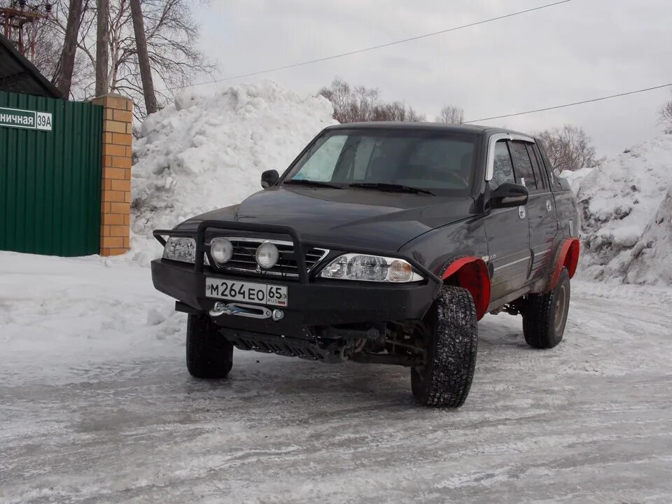 Ssangyong musso sport. SSANGYONG Musso 1. SSANGYONG Musso Sports. SSANGYONG Musso шноркель. Шноркель для ССАНГЙОНГ Муссо.