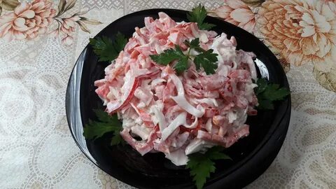 Салат красное море с крабовыми палочками